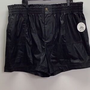 Jolie & Joy Size 3X Black Elastic & Button Closure Shorts. New With Tags